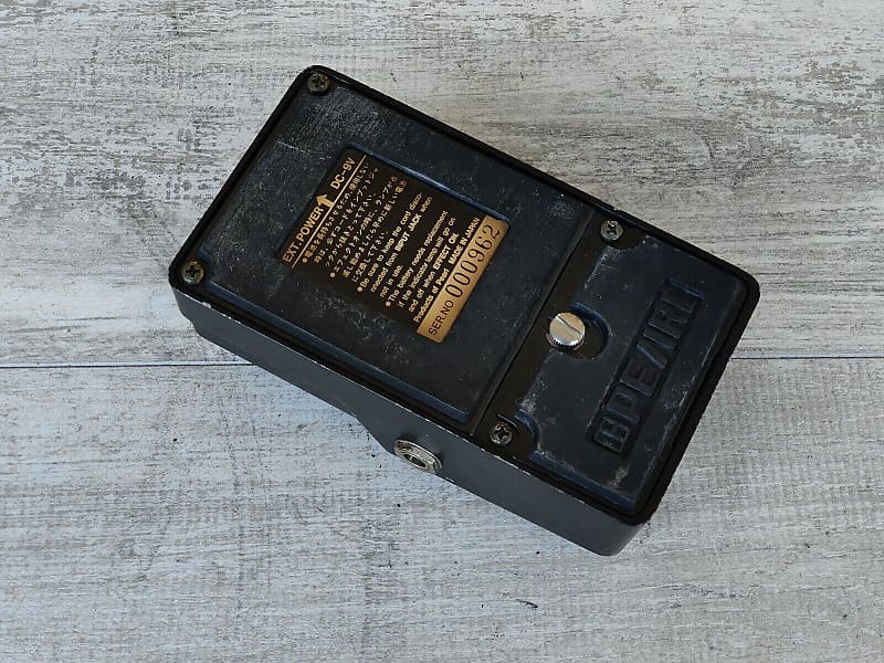 PEARL PE-10 Dual Band Parametric EQ (B-STOCK)
