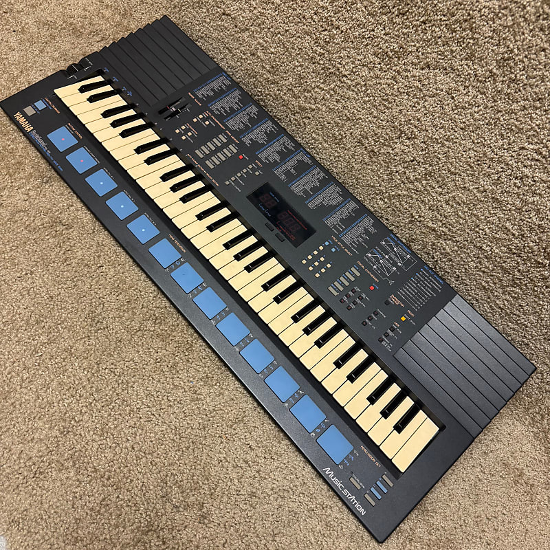 Yamaha Portasound PSS-680 Keyboard 1980s | Reverb