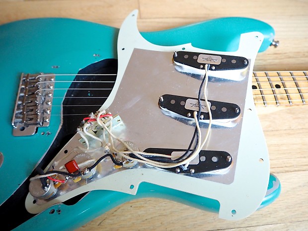 1979 Fender Stratocaster - Custom Color – Jimmy Wallace Guitars