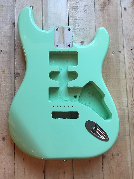 Paulownia clearance strat body