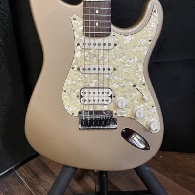 Fender US Lone Star Stratocaster with Rosewood Fretboard 1996 Shoreline Gold image 1