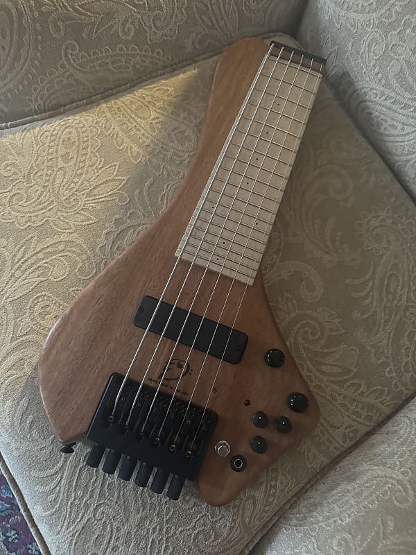 Wing Instruments Classic Wing Bass 6-String w/EHX Nano POG