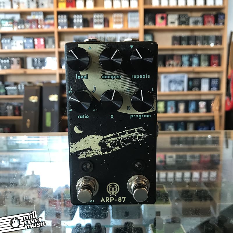Walrus Audio ARP-87 Multi-Function Delay Pedal - Used, with Box