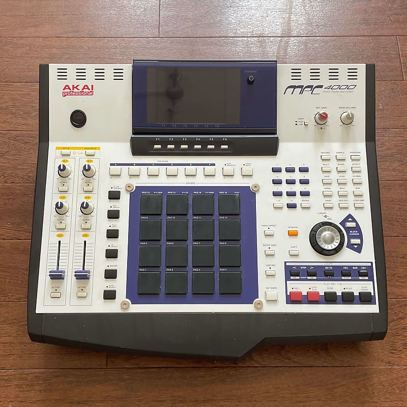 AKAI MPC 4000, 2002 | Reverb