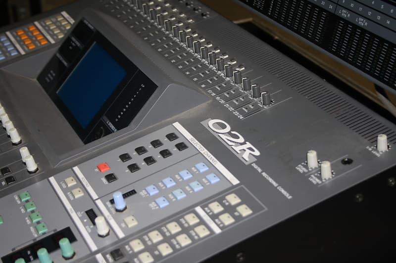 Yamaha 02R V2 Audio Mixer Live Sound and Recording with Meter bridge and  Roadcase