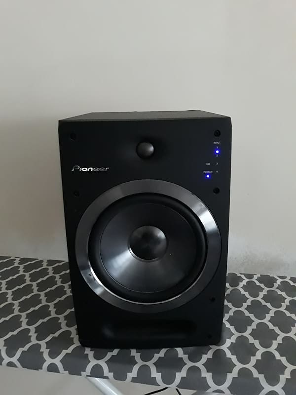 Pioneer S-DJ08, 8