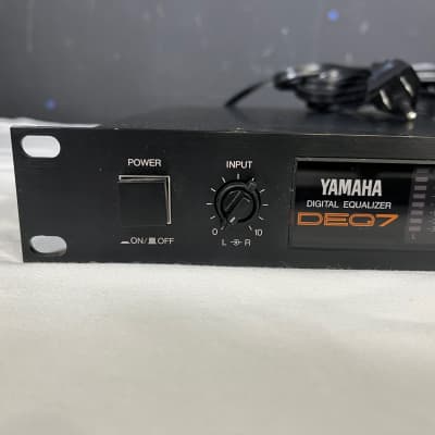 Used Yamaha DEQ7 1987 Digital Equalizer from live sound system image 3