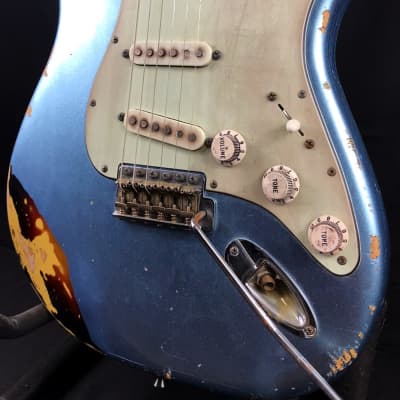Custom/Hybrid Stratocaster, Heavy Relic, Blue Ice Metallic over 3-Tone Sunburst image 3