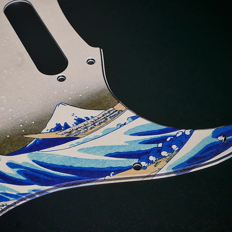 Fender Strat Pickguard / Modern Style - The Great Wave Off Kanagawa / Custom Pickguard / Graphic hotsell / Stormguitar