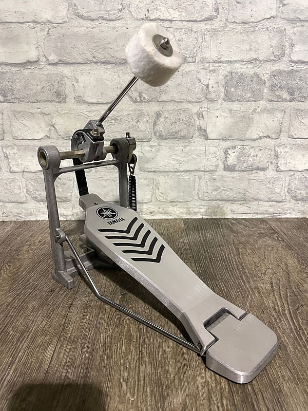 Yamaha FP6110A Single Bass Drum Kick Pedal Drum Hardware | Reverb UK