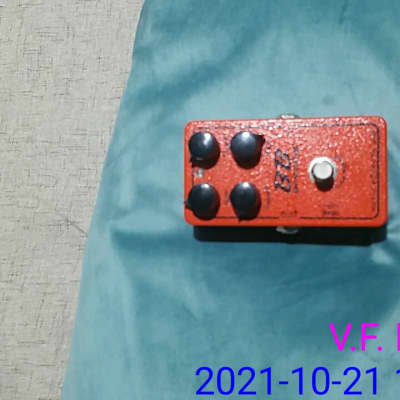XOTIC BB Preamp BB Preamp Red image 1
