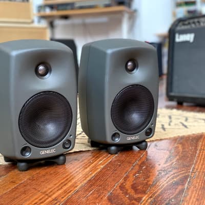 Genelec 8030B 5