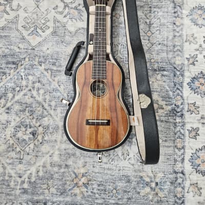 Collings UC2K 04 - NATURAL for sale