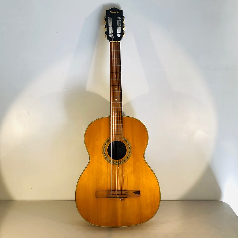Nippon Gakki Yamaha Dynamic Guitar S50, 1960s Vintage Acoustic Guitar with  Case