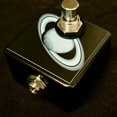 Saturnworks Black Micro Soft Touch Click-less Tap Tempo Pedal with a Switchcraft USA Jack, for use with Boss, EHX, Line 6, etc. Devices - Handcrafted in California