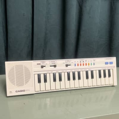 Casio PT-1 Keyboard 1980s