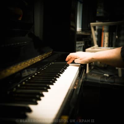 Yamaha u3 upright piano 19XX - Black Perfect Condition image 15