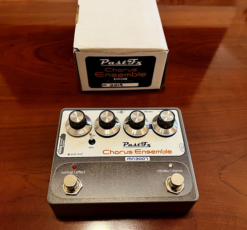 PastFX Chorus Ensemble Deluxe (MN3007 based CE-1 Clone)