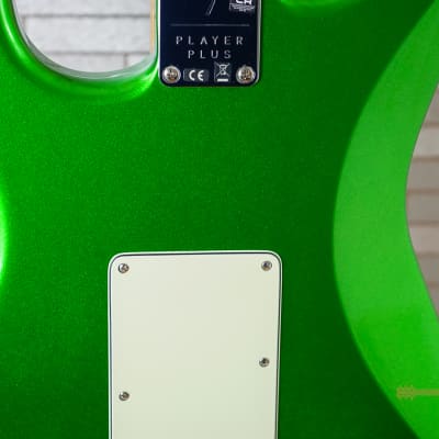 Fender Player Plus Stratocaster HSS with Maple Fretboard - Cosmic Jade image 7