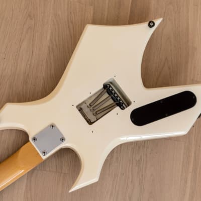 B.C Rich 日本製 white B.C Rich 日本製 white B.C Rich 日本製 white B.C Rich Made In