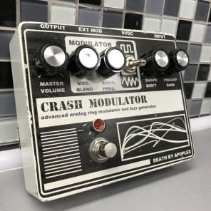 Death by Audio Crash modulator clone image 1