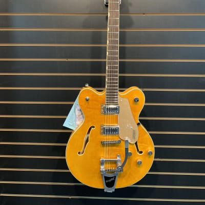 Gretsch G5622T Electromatic Center Block Double Cutaway with Bigsby, Laurel Fretboard image 2