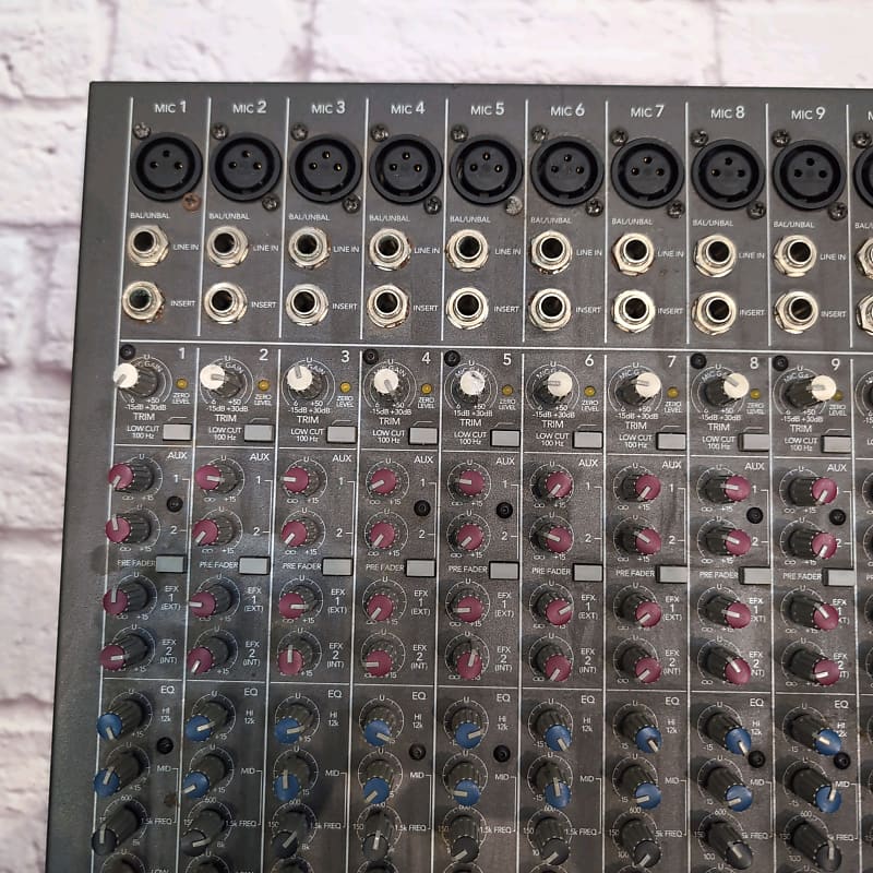 Mackie CFX20 MKII 20-Channel Compact Integrated Live Sound Reinforcement  Mixer