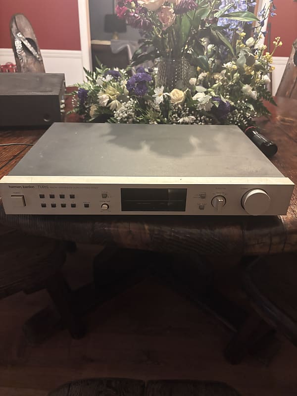 Harman Kardon TU915 1986 - Sliver  			