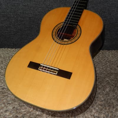 HAND MADE IN 1985 - TAKAMINE No8 - SWEET AND POWERFUL CLASSICAL CONCERT GUITAR image 3