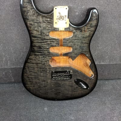 Warmoth Strat Body Transparent Black Quilted Maple Top Electric