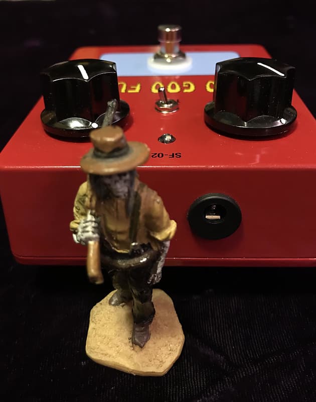 Reuss SF-02 Goo Goo Fuzz pedal - 1960s Shin-Ei / Univox FY6
