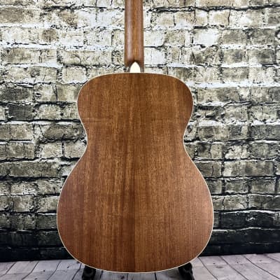 Art & Lutherie Legacy Natural EQ Concert Hall Acoustic-Electric Guitar image 7