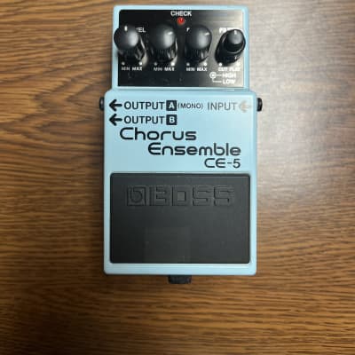 Boss CE-5 Chorus Ensemble (Blue or Pink Label) | Reverb