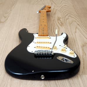 1986 Fender Stratocaster '72 Vintage Reissue Guitar Black