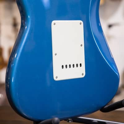 Squier Classic Vibe 60s Stratocaster - Lake Placid Blue image 5