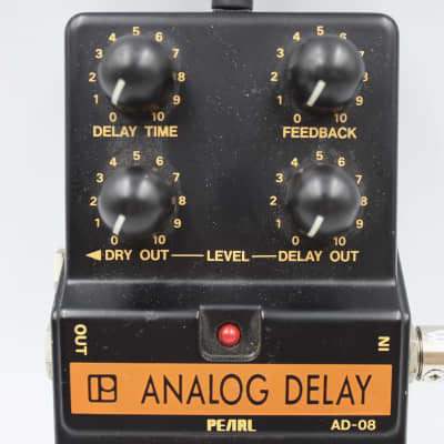 Pearl AD-08 Analog Delay | Reverb Canada