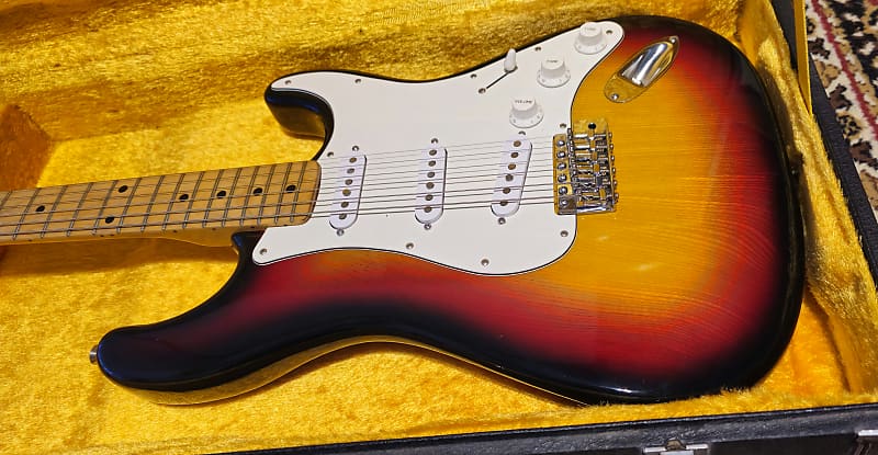 ギター EL MAYA Artist model Stratocaster 1970s Vintage 1970s' El Maya Artist Model Stratocaster Electric
