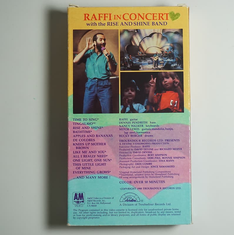 Raffi in Concert With the Rise and Shine Band VHS 1988