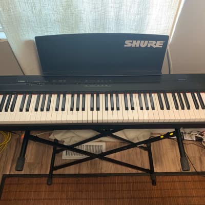 Yamaha P-105 Digital Piano