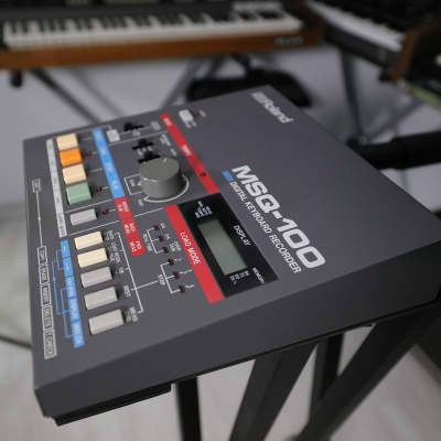 Roland MSQ-100 MIDI Digital Keyboard Recorder image 2