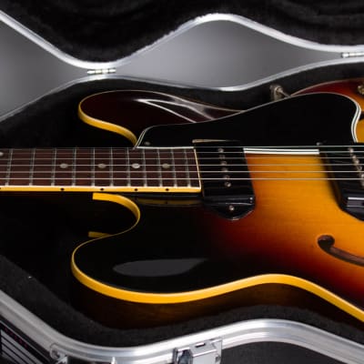 Gibson  ES-330TD Thinline Hollow Body Electric Guitar (1961), ser. #5534, molded plastic hard shell case. image 11