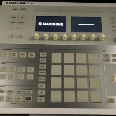 Native Instruments Maschine Studio 2010s - White, Software Included, Clean Serial image 2