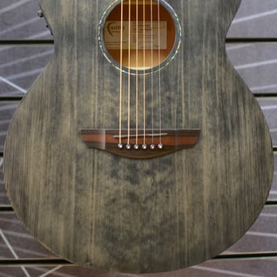 Faith Naked FKVBK Venus OM Black All Solid Electro Acoustic Guitar & Case image 2