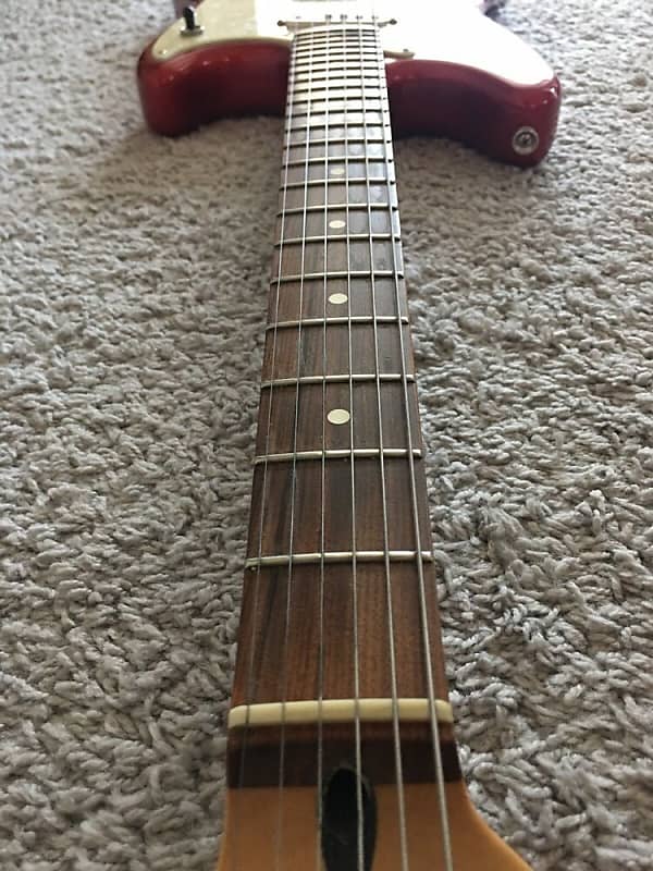 Fender Cyclone Deluxe Series 2006 Candy Apple Red MIM 60th Fender Cyclone Deluxe Series 2006 Candy Apple Red MIM 60th