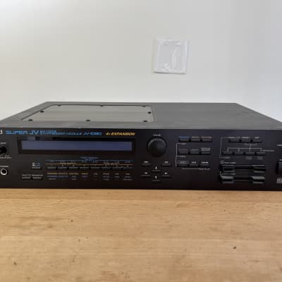 Roland JV-1080 64-Voice Synthesizer Module