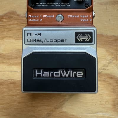 Digitech Hardwire DL-8 - Pedal on ModularGrid