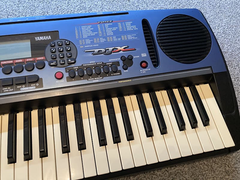 YAMAHA PSR-D1 DJX PORTATONE キーボードヤマハ