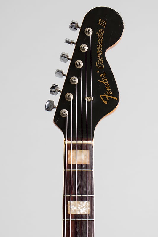 Fender CORONADO Ⅱ Antigua Bigsby 1966-67年製買取ました