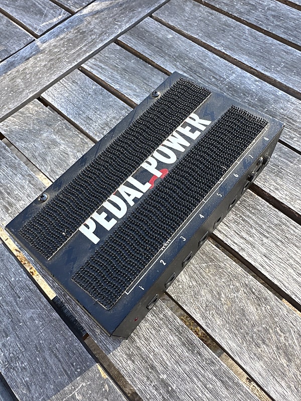 Voodoo Lab Pedal Power 2
