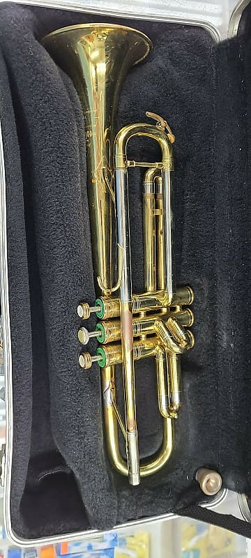 Huttl Line 700 Trumpet